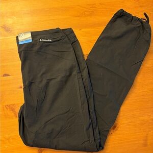 Columbia NWT Just Right Hike and Climb Pant - Black Joggers - Size 10